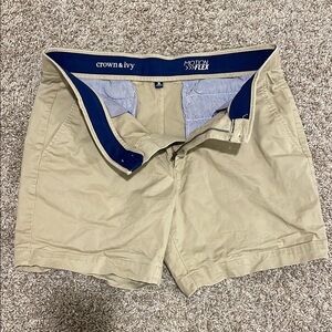 Crown & Ivy Men's Tan khaki Shorts, great condition